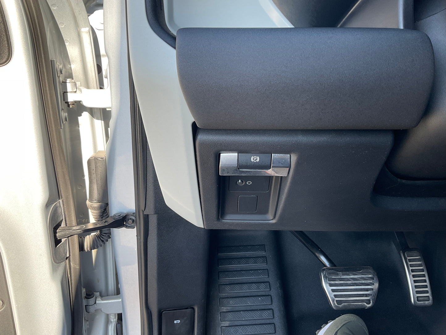 LAND ROVER DEFENDER 3.0 i6d
