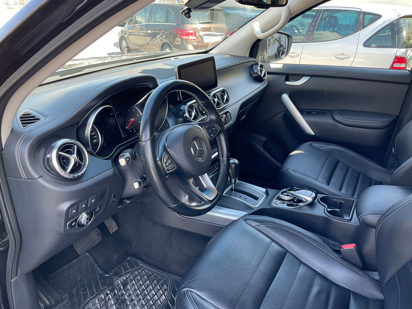 Mercedes benz X350 V6 245cv