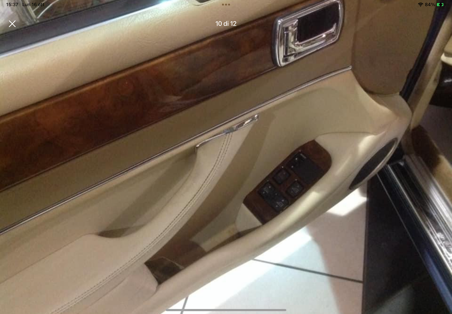 JAGUAR XJ6