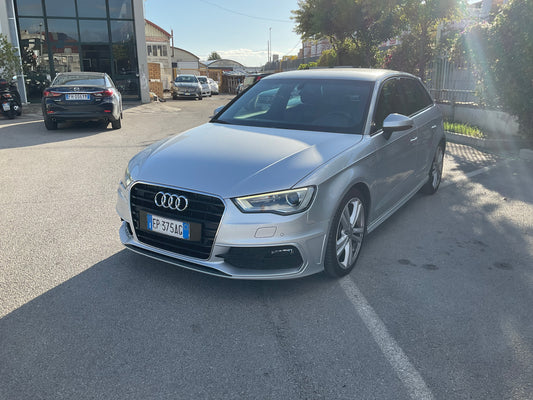 AUDI A3 SPORTBACK 2.0 tdi s-LINE