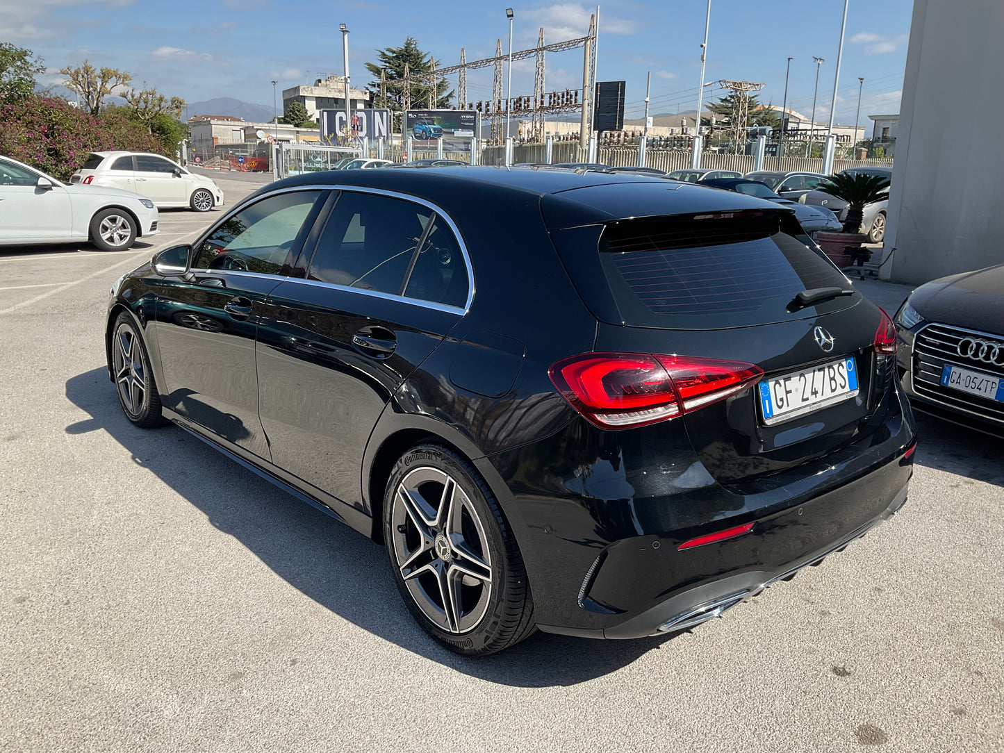 MERCEDES BENZ A180d PREMIUM plus AMG