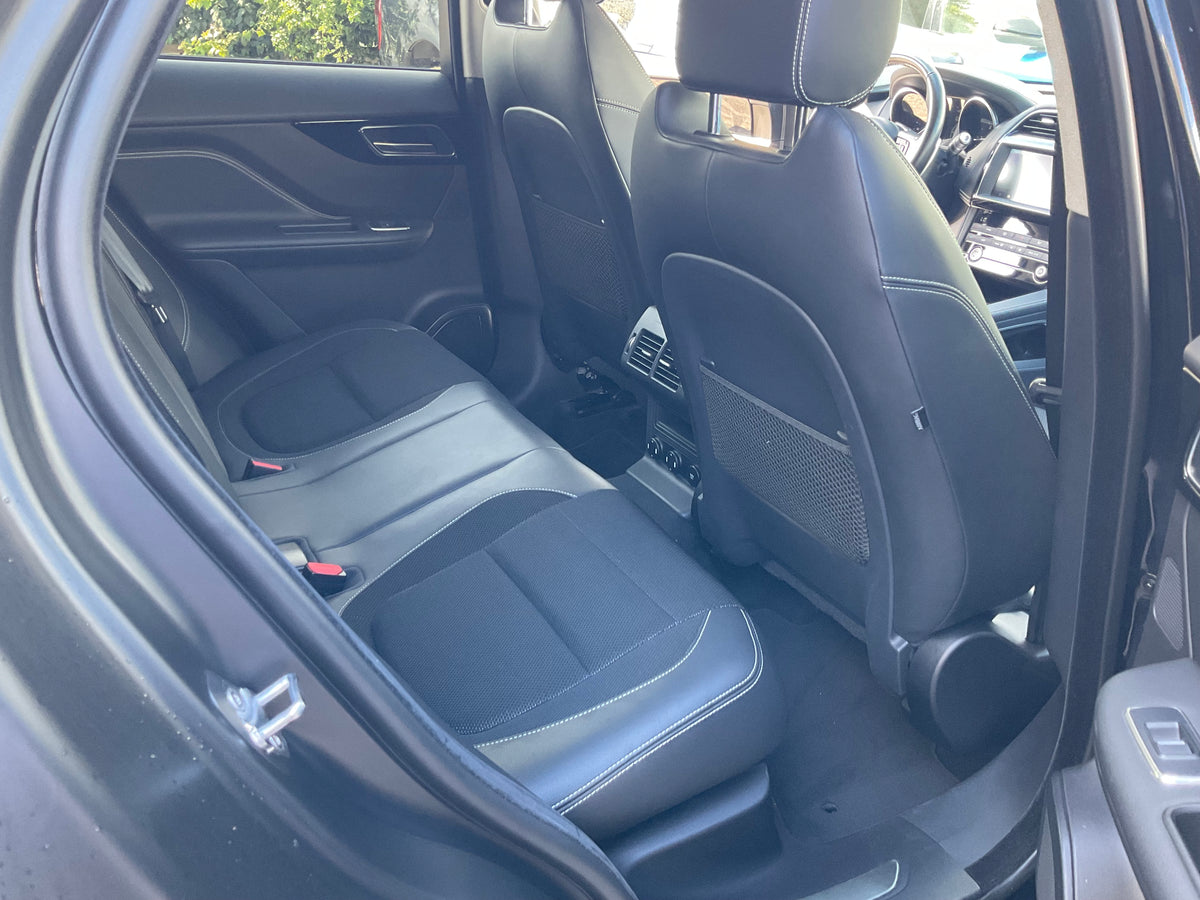 JAGUAR F-PACE AWD 2.0 R dynamic