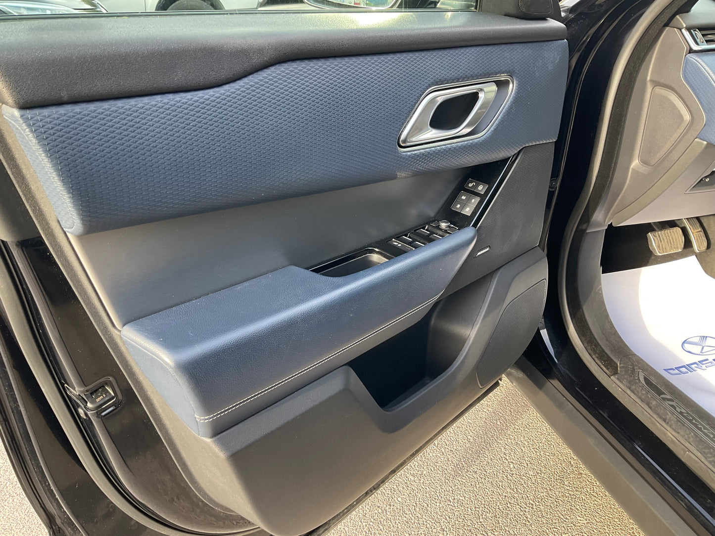 R.R. VELAR 3.0 R-DYNAMIC