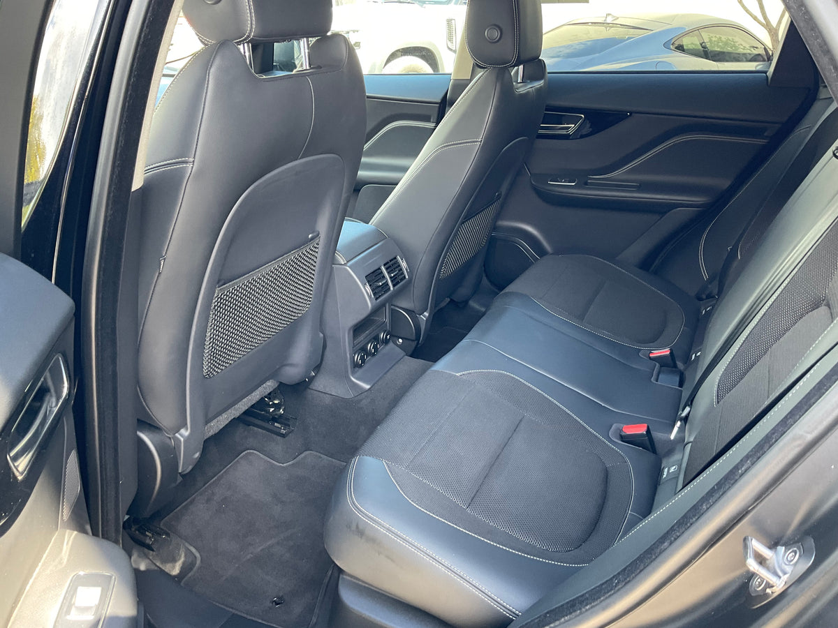 JAGUAR F-PACE AWD 2.0 R dynamic