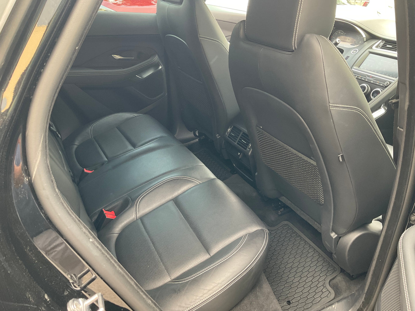 JAGUAR E-PACE AWD R-DYNAMIC HSE