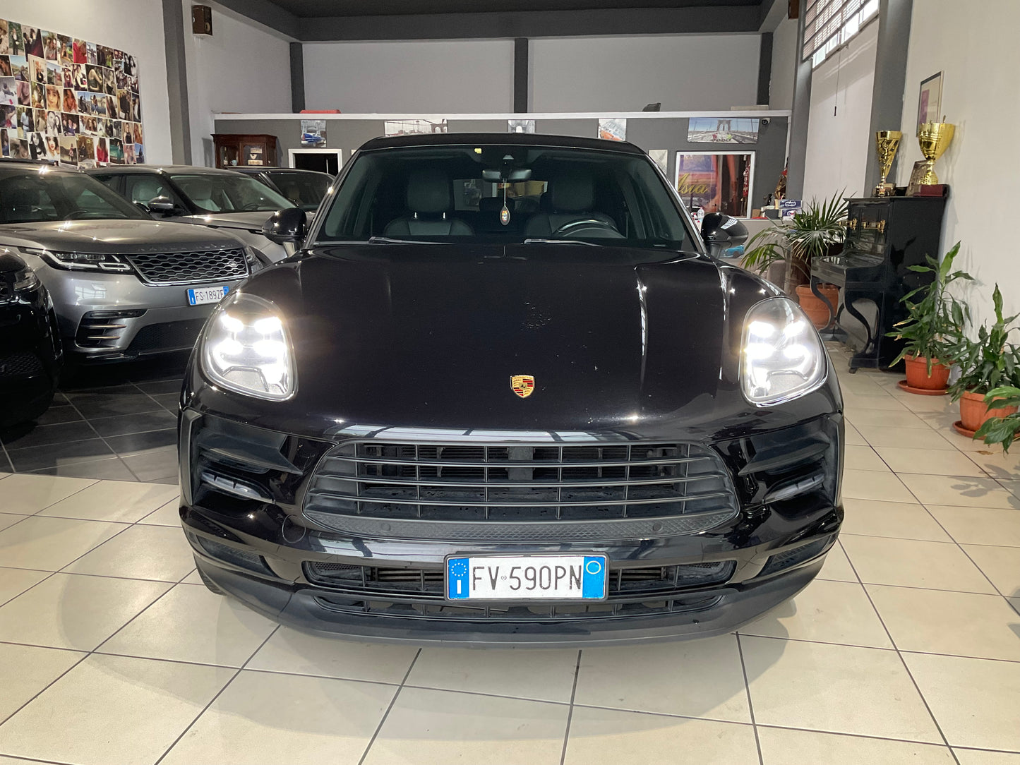 PORSCHE MACAN 2.0