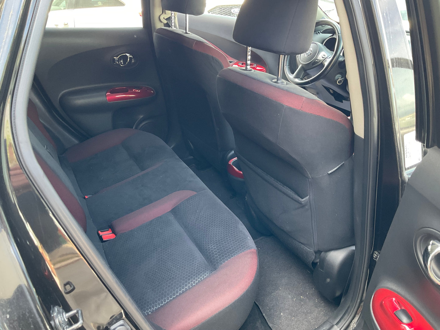 NISSAN JUKE 1.6 benz
