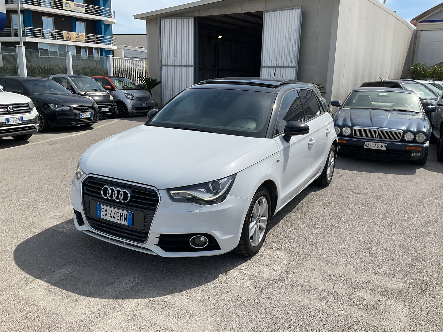 AUDI A1 1.6 90cv automatica S-LINE