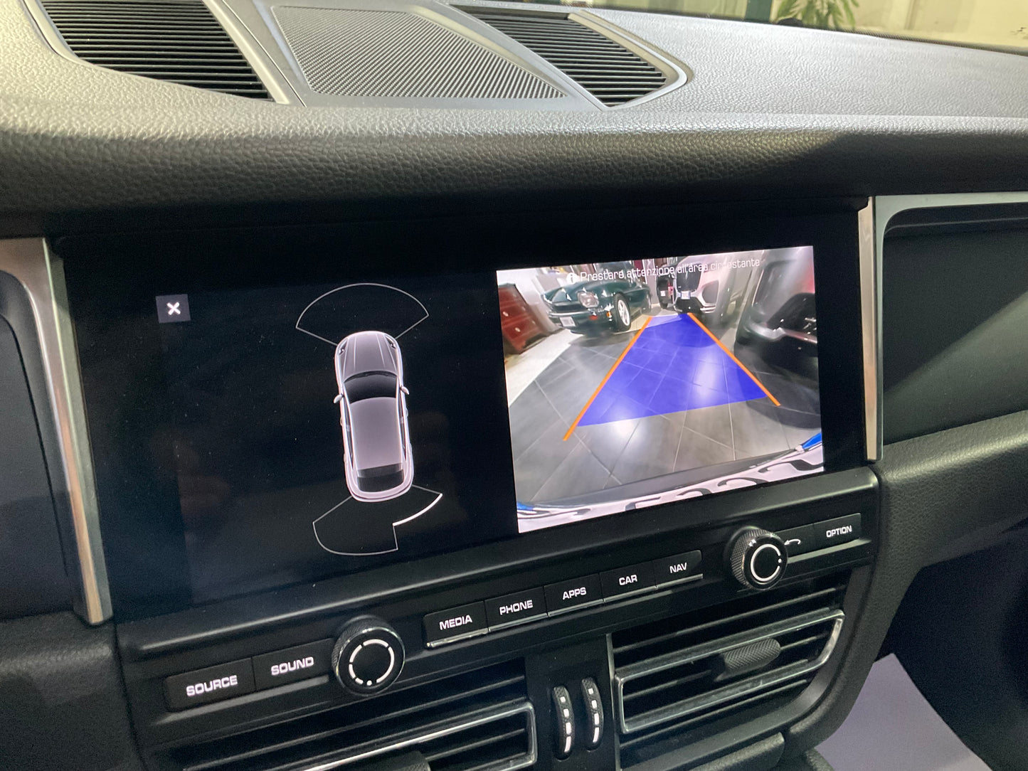 PORSCHE MACAN 2.0 turbo