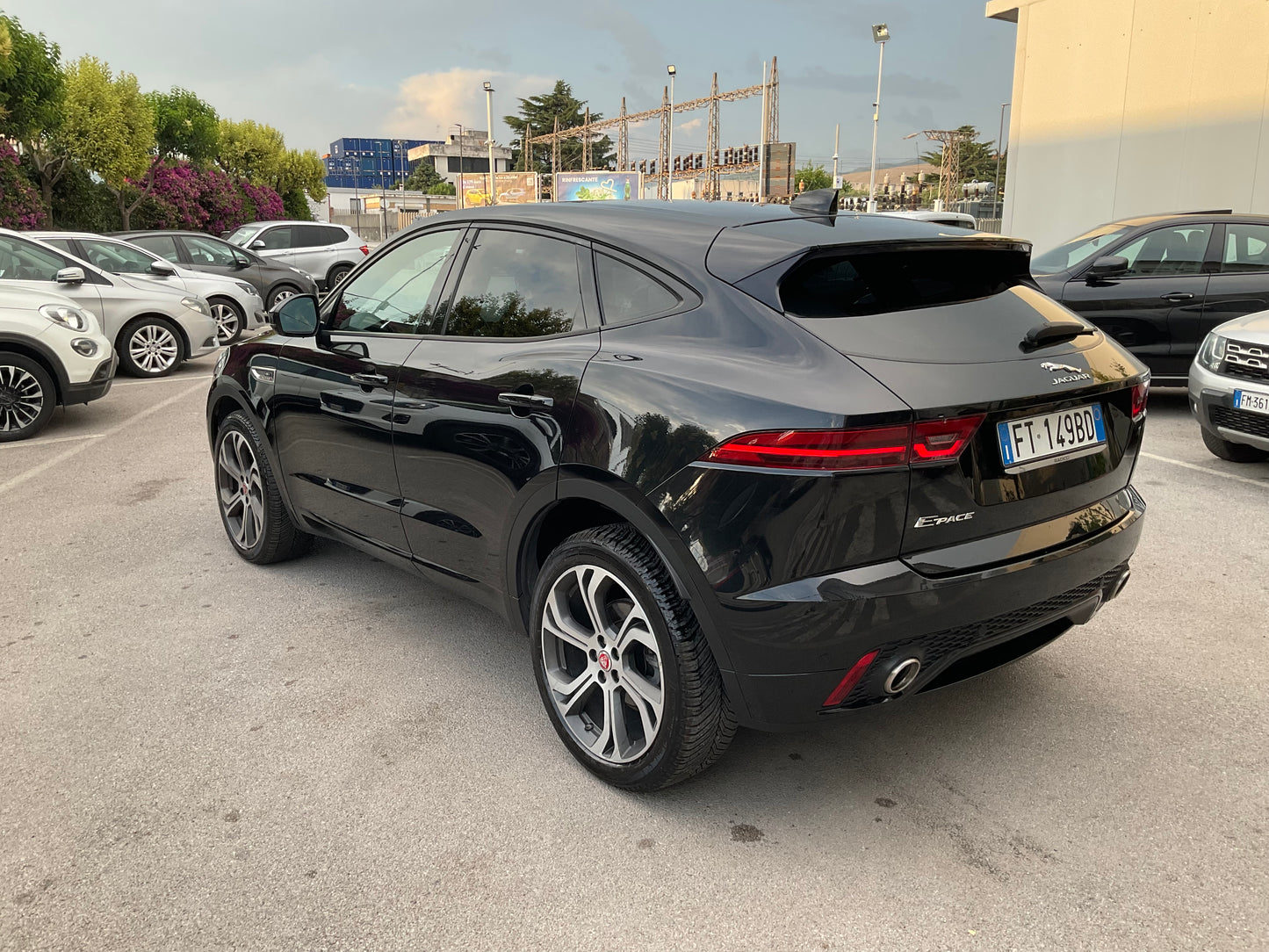 JAGUAR E-PACE AWD R-DYNAMIC HSE