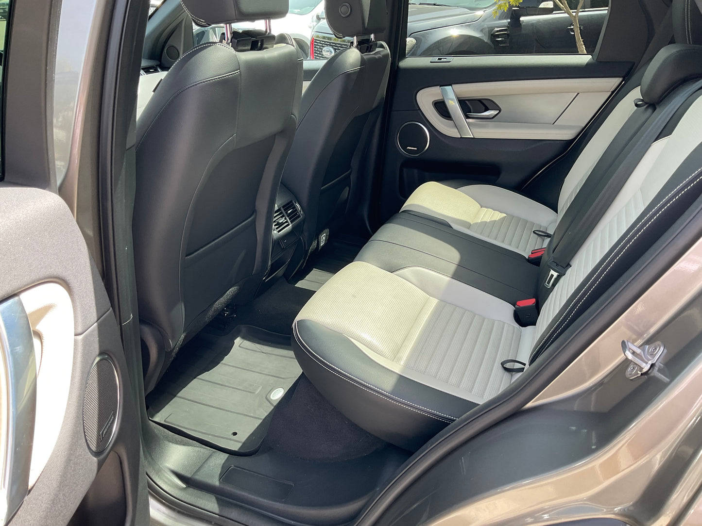 L/R DISCOVERY SPORT R-DYNAMIC 2.0 d mhev