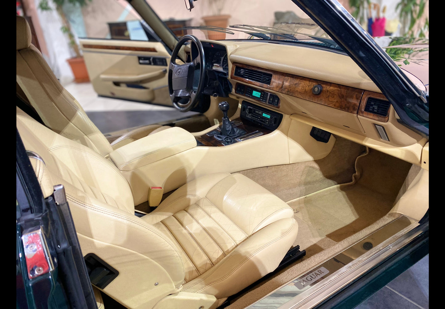 Jaguar Xjs 4.0 v6