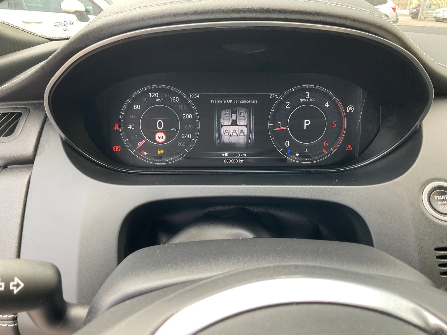 JAGUAR E-PACE AWD R-DYNAMIC HSE